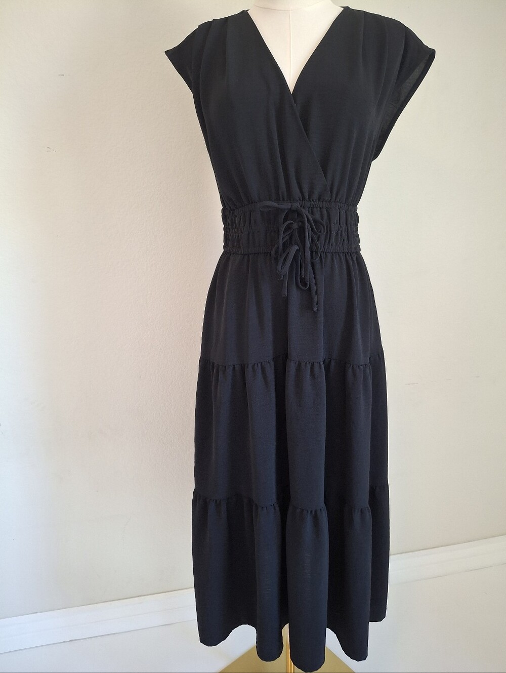Rachel Zoe Surplice Tiered Midi Dress Size M